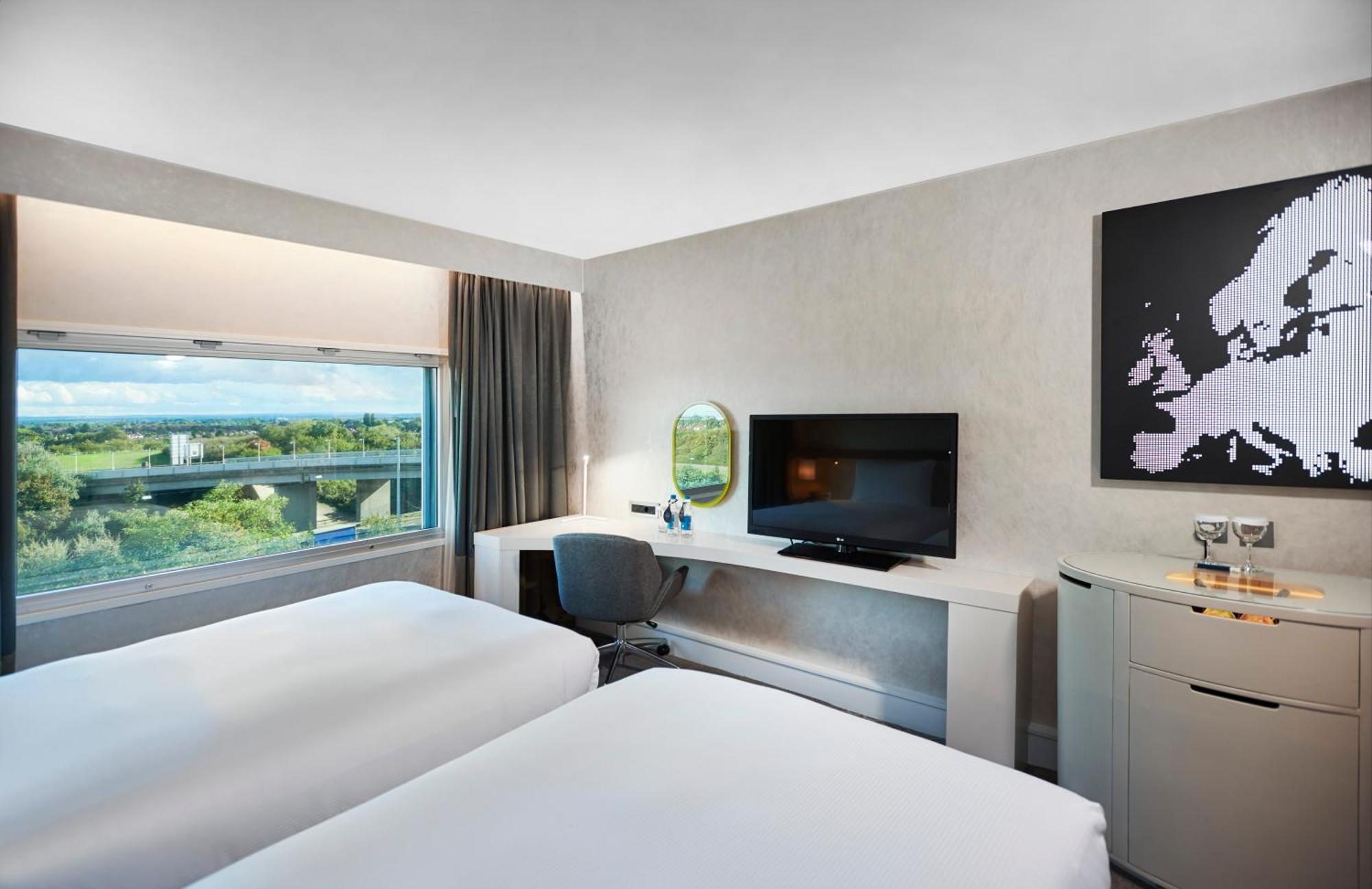 Hilton London Heathrow Airport Hotel Hillingdon kerület Kültér fotó
